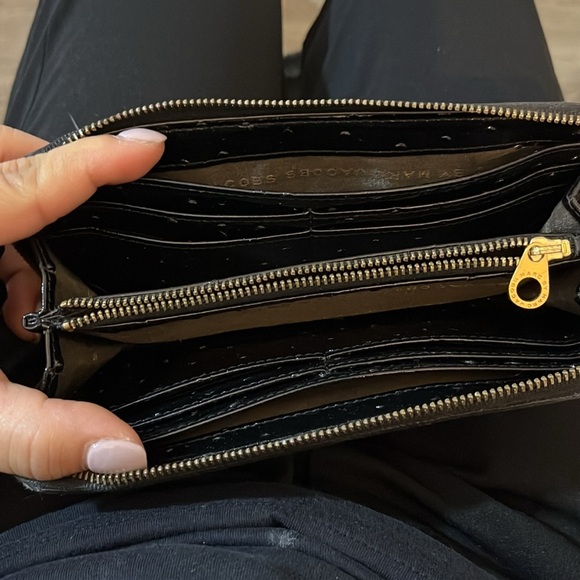 - Marc by Marc Jacob’s wallet - Picture 3 of 3